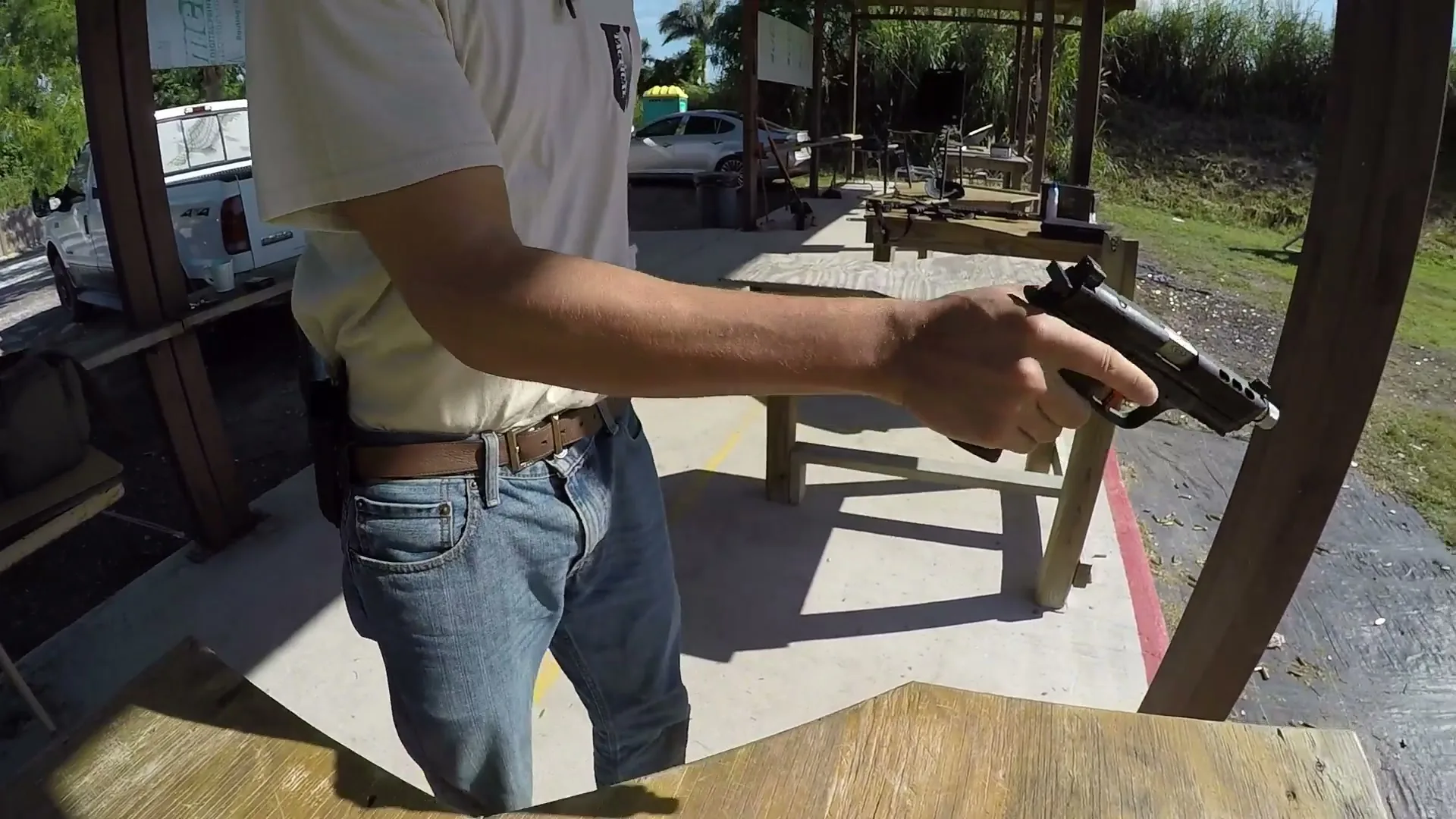 Tactical U student clearing a handgun malfunction during post-incident readiness training